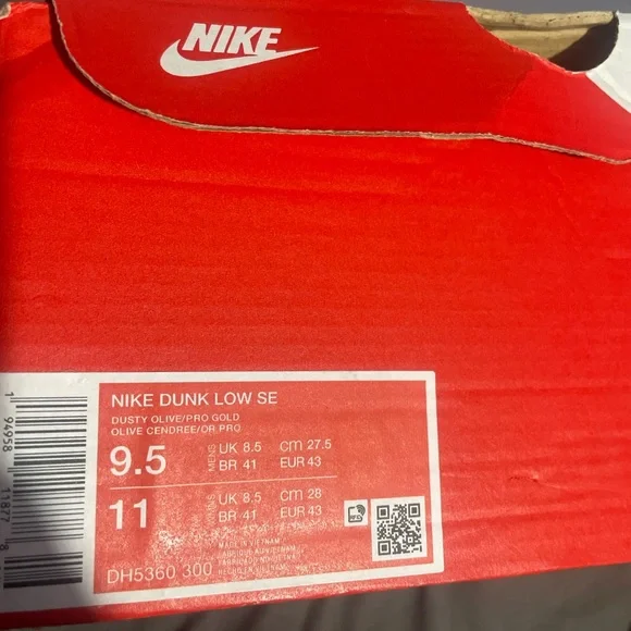 Nike Dunk Low Dusty Olives
